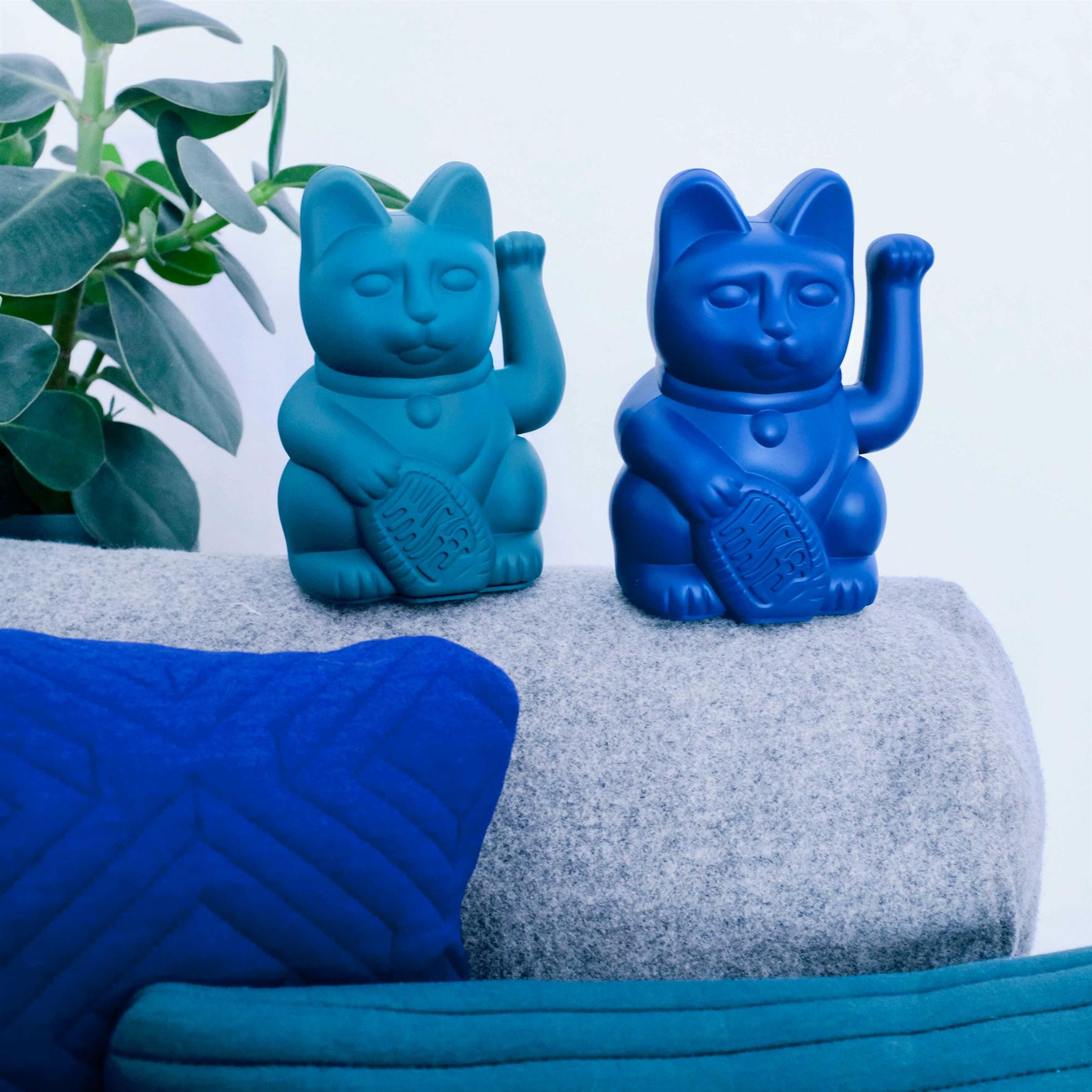 Winkekatze Dunkelblau Moodbild